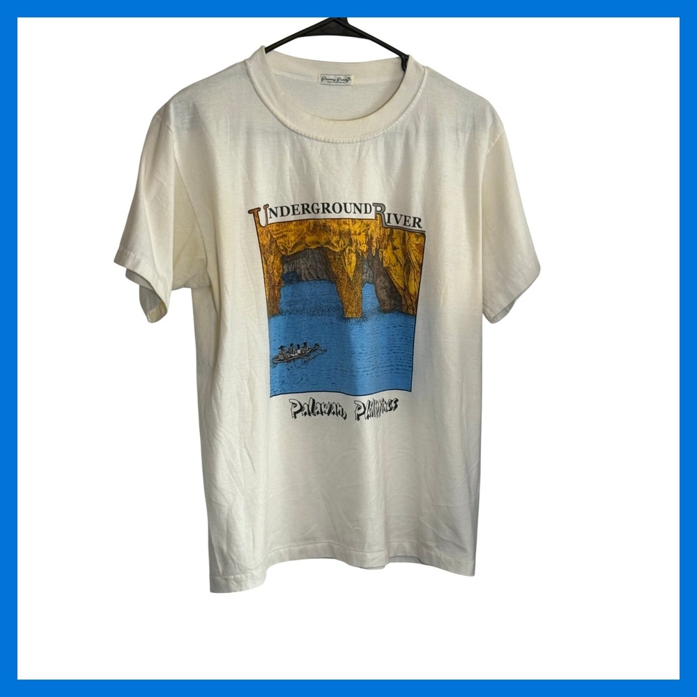 Pusong Pinoy Underground River Palawan Philippines Vintage Graphic T-Shirt Cream